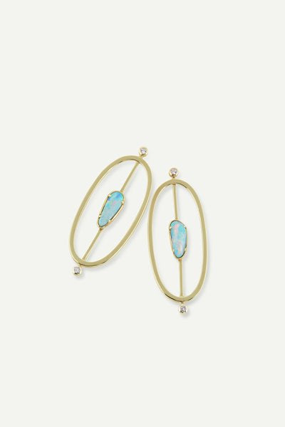 Oval pendulum earring